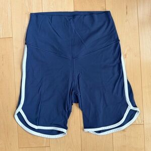 Aerie OFFLINE Real Me Xtra 7"
Track Bike Short - Medium
